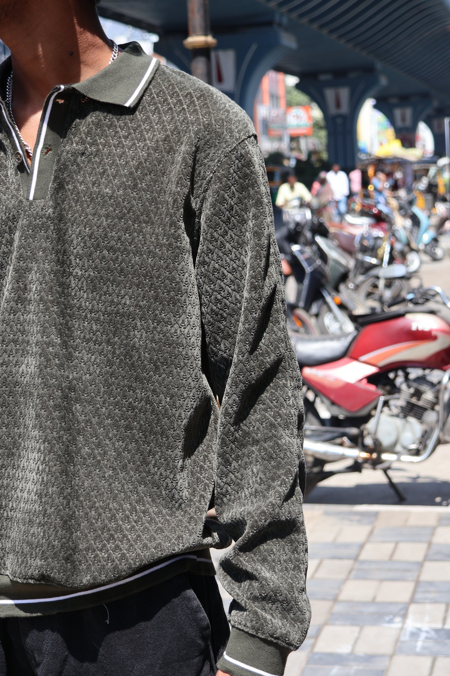 Olive Textured Polo Sweatshirt – Premium Casual Fit