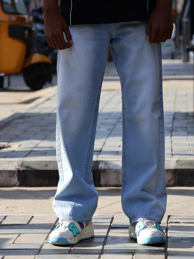 Product Description – Wide-Leg Light Blue Denim Jeans