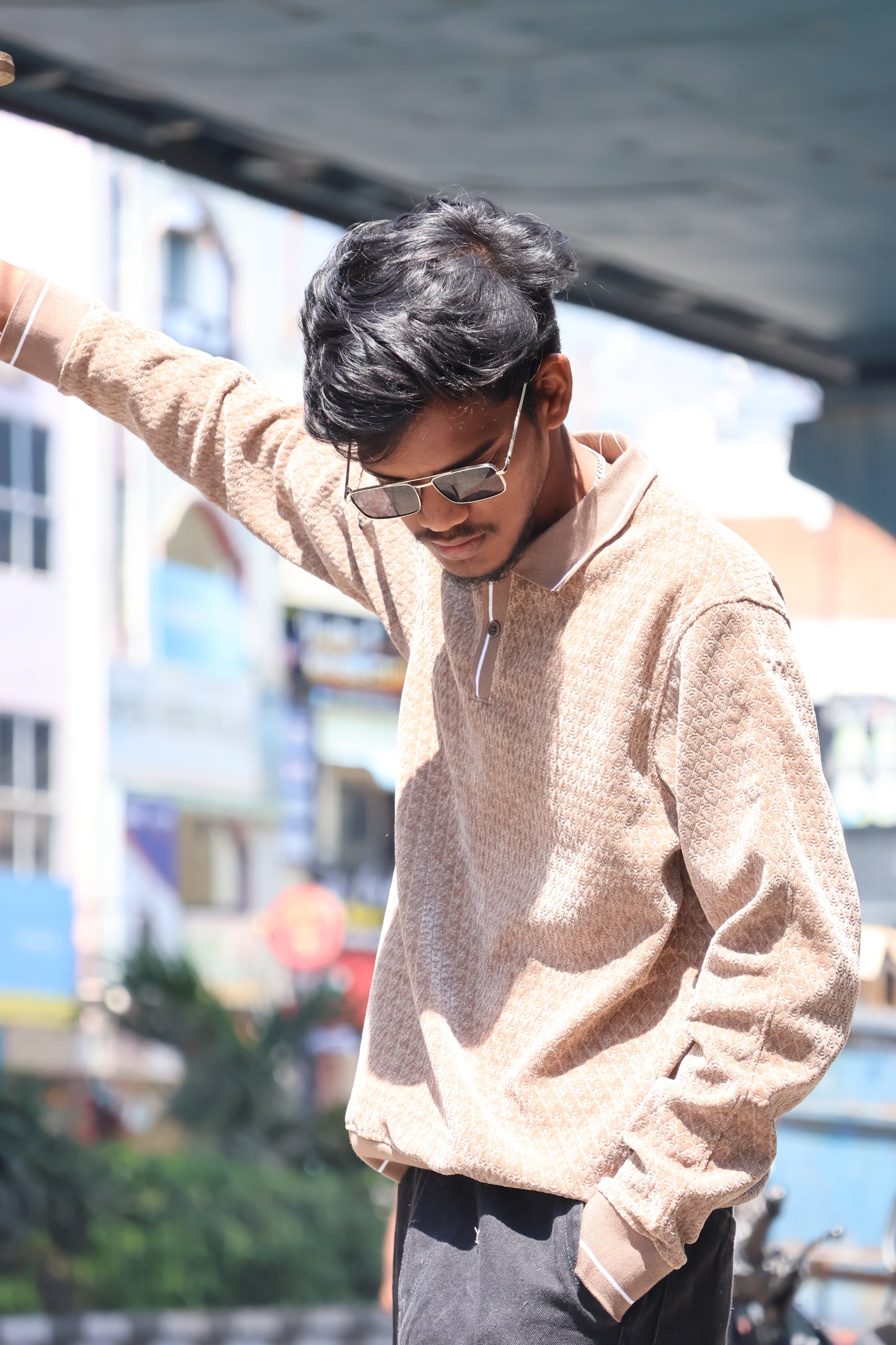 Textured Polo Sweatshirt – Beige