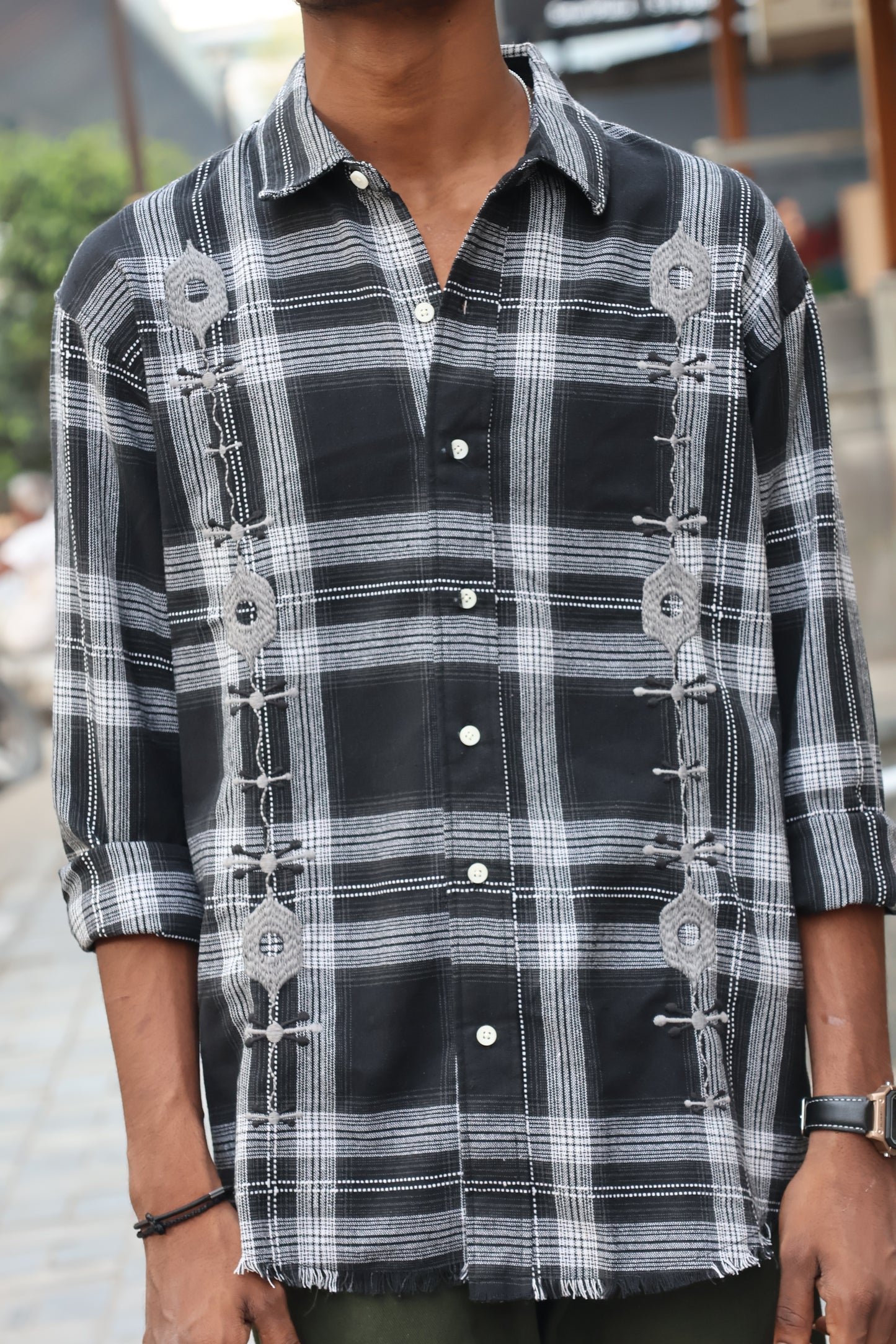 Urban Nomad Embroidered Flannel – Charcoal Plaid SHIRT