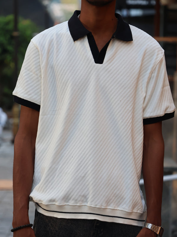 V-NECK  WHITE OLD MONEY T-SHIRT