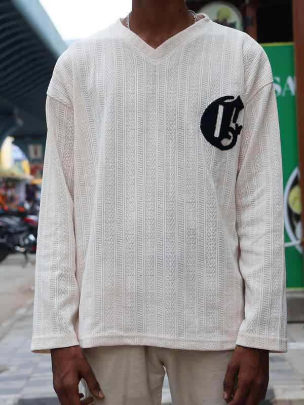 🤍 Textured Off-White V-Neck Sweatshirt