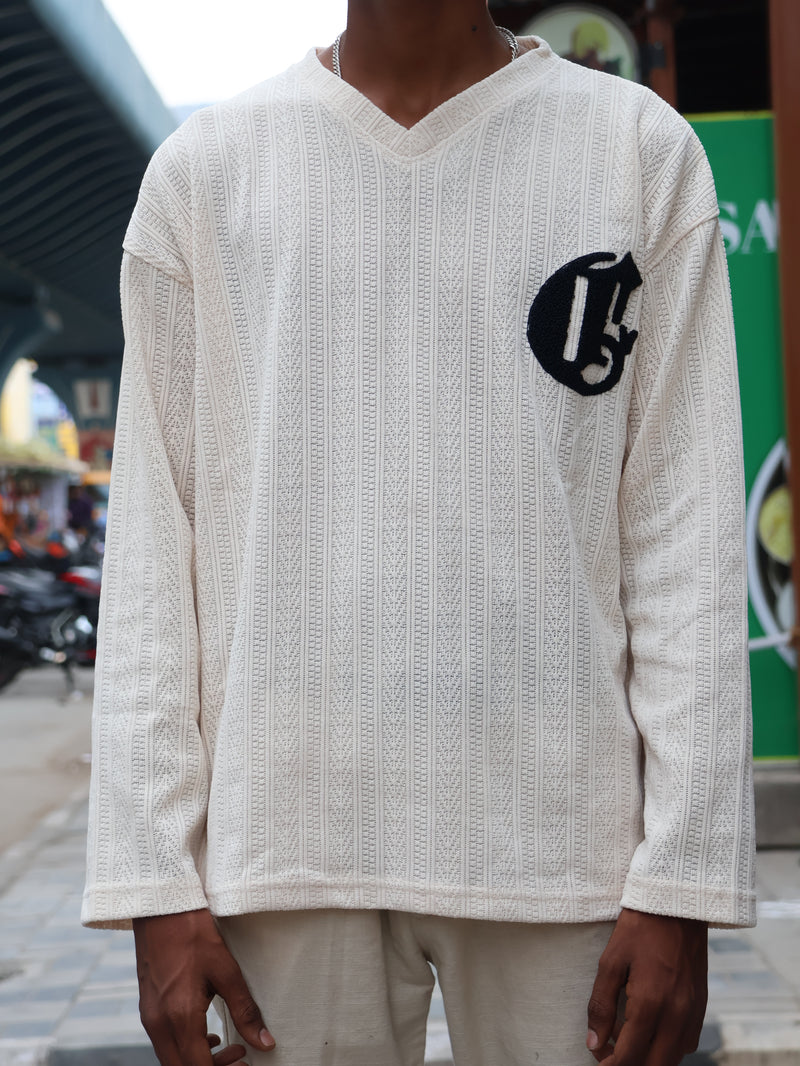 🤍 Textured Off-White V-Neck Sweatshirt